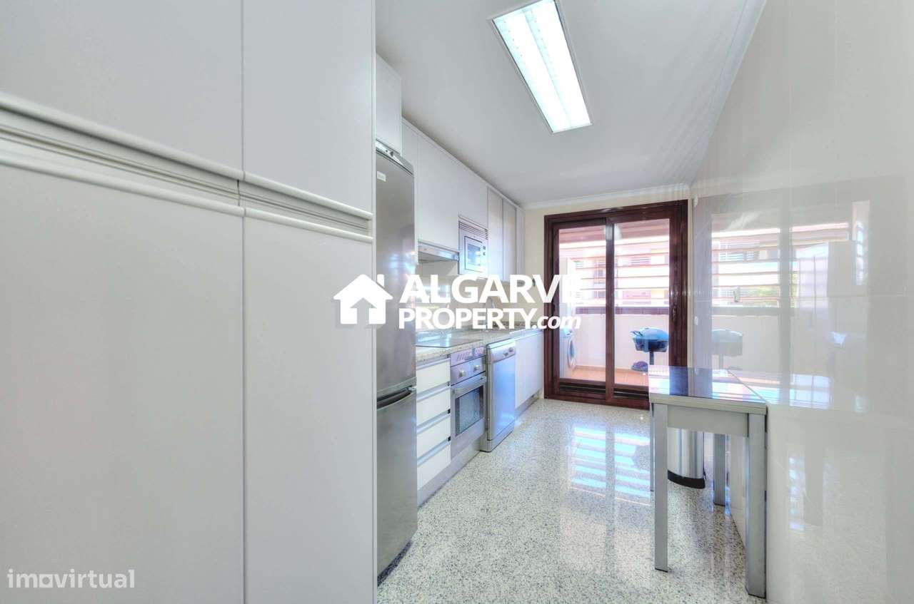 Apartamento T2 em Monte Laguna com Vista Golfe em Vilamoura, Algarve - Grande imagem: 3/19