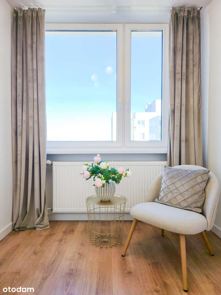 Jasne 4 pokoje blisko centrum - gotowe pod klucz!-2