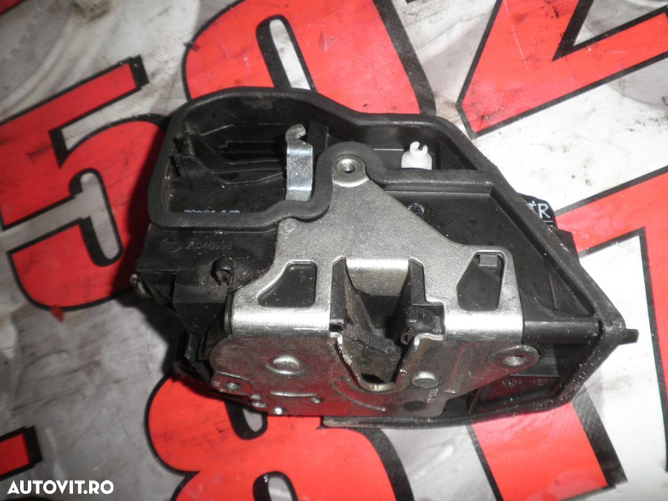 Incuietoare / Broasca Dreapta Spate BMW Seria 5 E60 , Seria 1 E87  7202148 - 2