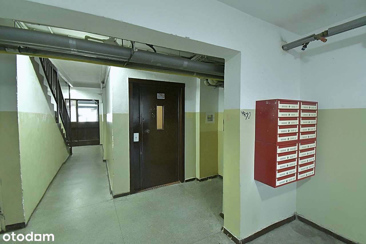 OKAZJA! 3 pokoje z oddzielną kuchnią i balkonem-16