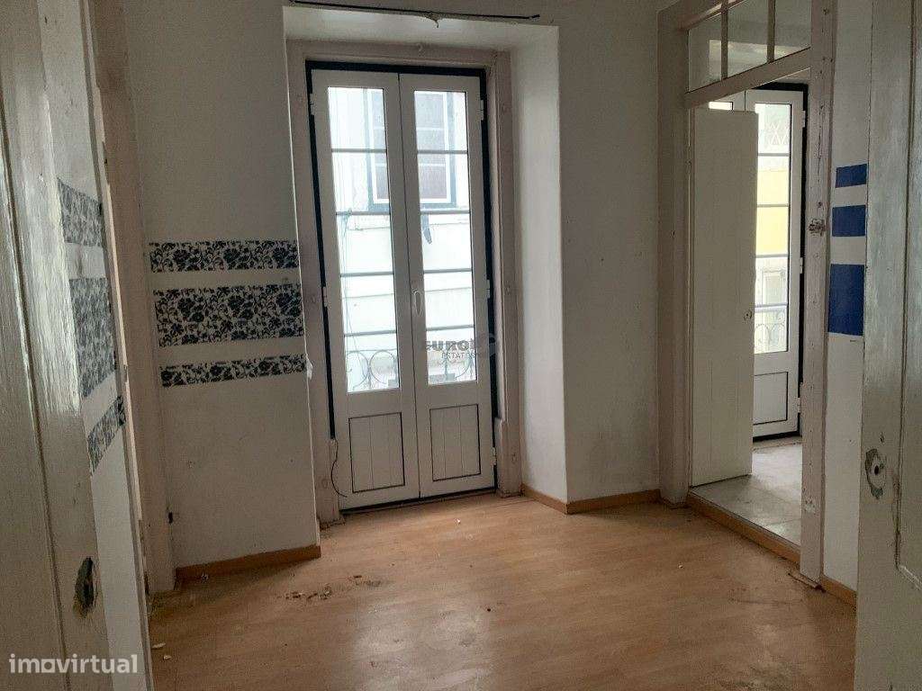 Prédio para Reabilitação em Santos | Junto ao futuro Metro-5