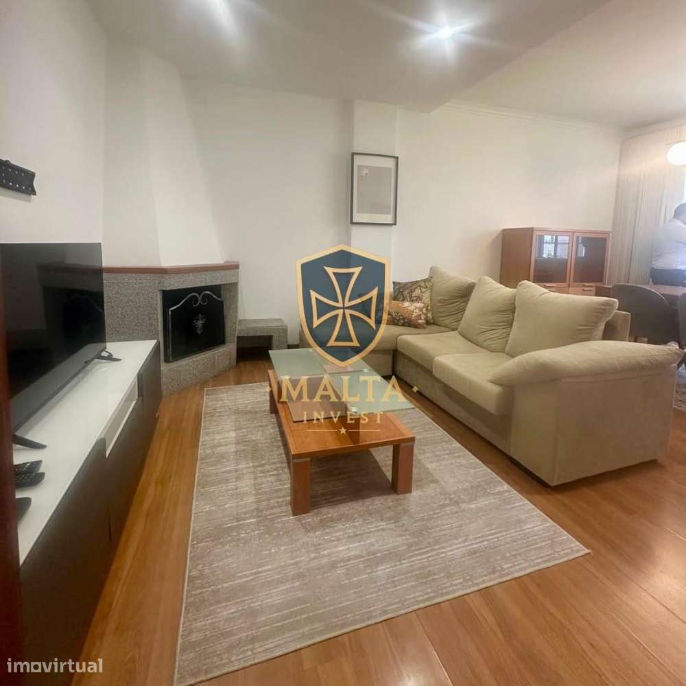 Apartamento T3 Renovado na Rua do Caires em Braga-11