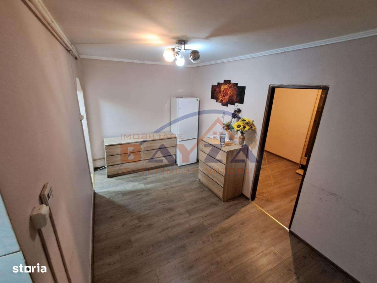 Apartament, 33 m², -1