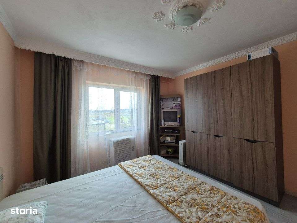 Apartament 2 camere, et. 2, in Rovinari, str. Sporturilor - Imagine principală: 4/10