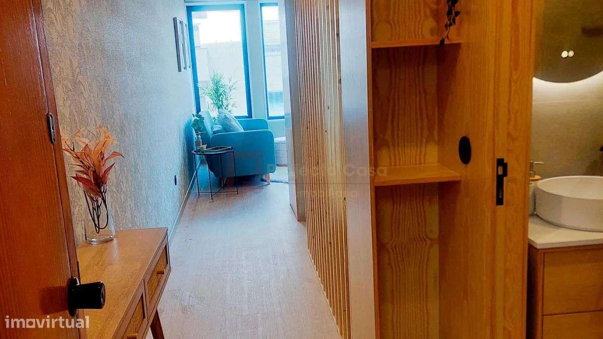 Apartamento T0+1 Mobilado Porto-29