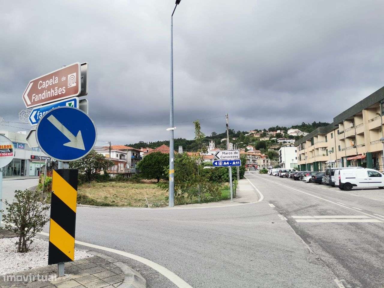 Terreno para construção à venda no «coração» de Penha Longa - Grande imagem: 4/10
