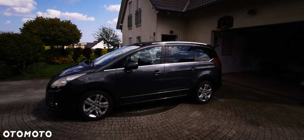 Peugeot 5008 1.6 HDi Style 7os - 2