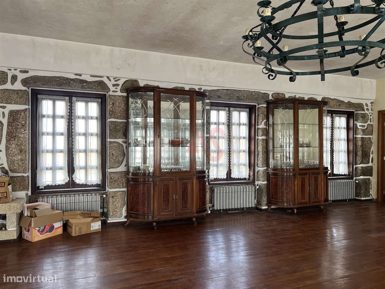 Moradia T4 com Piscina e Terreno de 2.407m² | Raimonda, Paços de Ferre-20