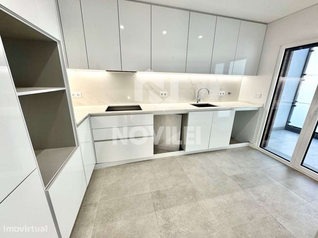 Moradia T3 em condomínio Fechado no centro de Leiria.-5
