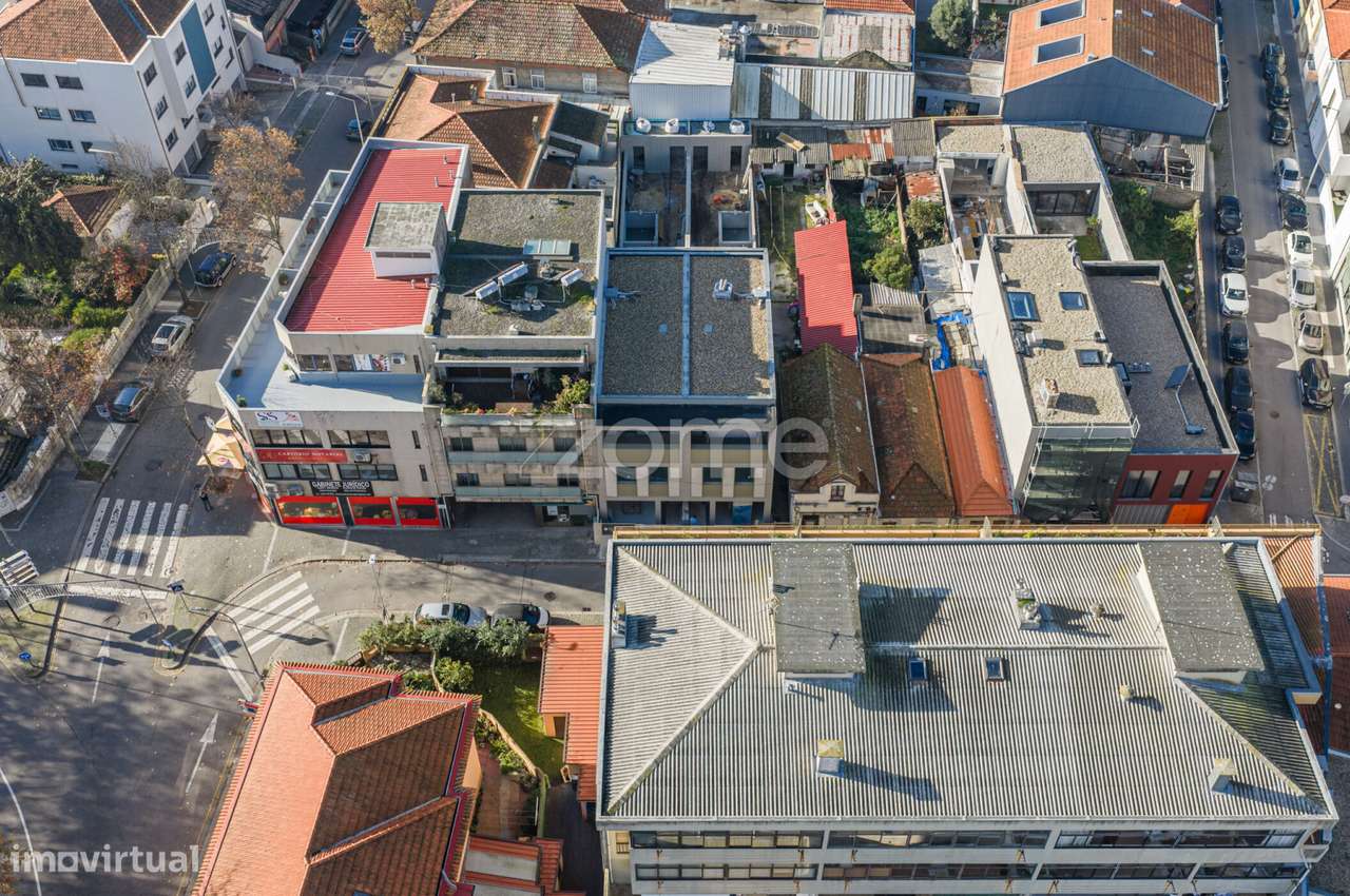 MORADIA T4 "VILLAS MEARIM" NA RUA CONDE ALTO MEARIM EM MATOSINHOS - Grande imagem: 5/30