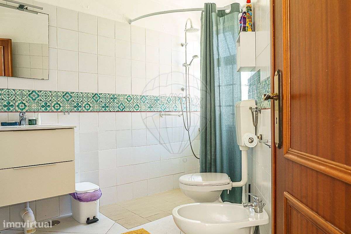 Moradia T4 para venda-8