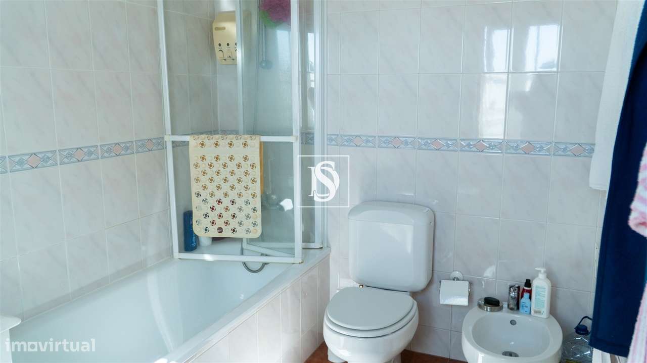 Moradia Isolada T4 no Casal da Preta – Abrantes | Conforto, Privacidad-16
