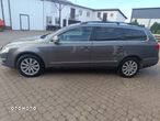 Volkswagen Passat 2.0 TDI Comfortline DSG - 4