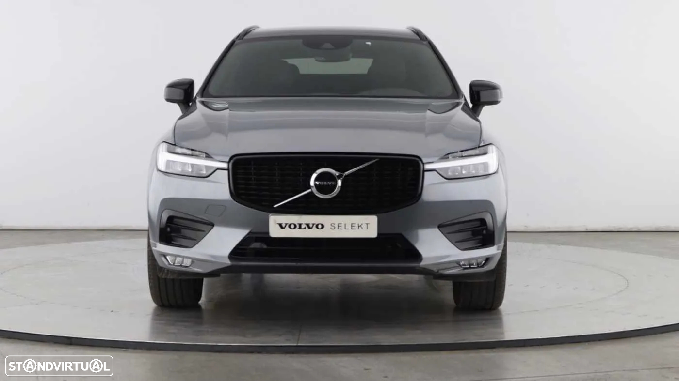 Volvo XC 60 2.0 B4 R-Design Geartronic - 8