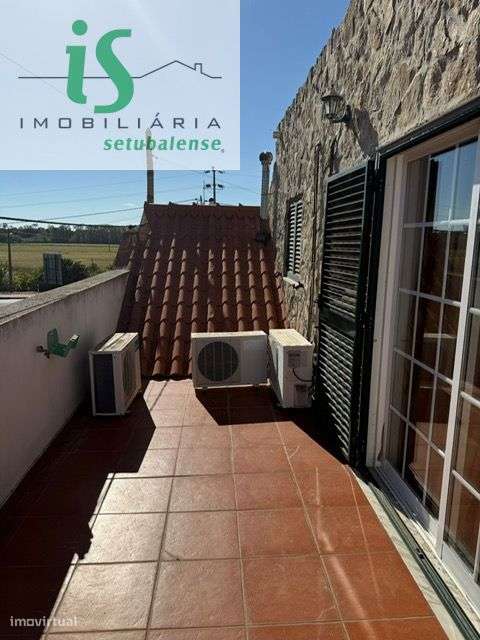 MORADIA T4 NO CENTRO DA COMPORTA ( A  POUCOS PASSOS DO HOTEL E DAS PRA-18