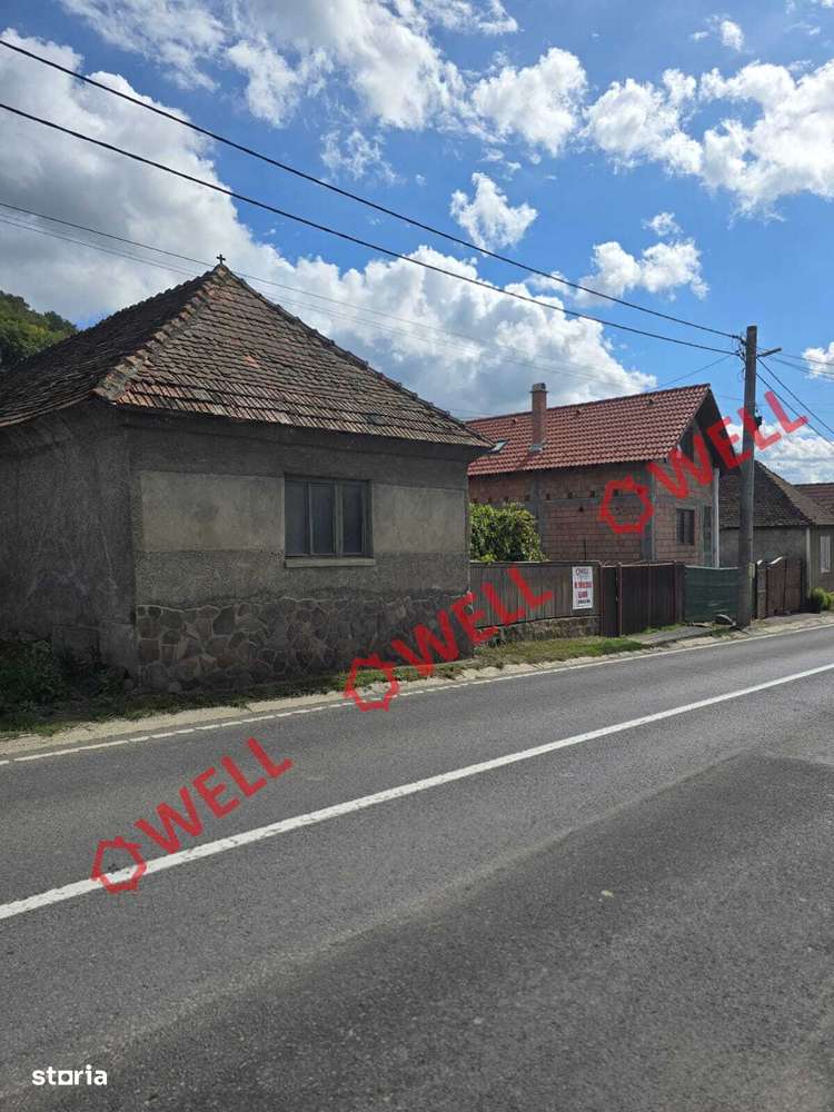 De vânzare casă familială în Malnaș - Imagine principală: 2/18