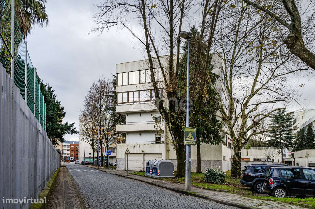 Apartamento T1+1 na Rua Araújo Carandá, Braga - Grande imagem: 4/25