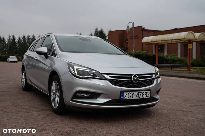 Opel Astra 1.6 D (CDTI) Sports Tourer Innovation - 1