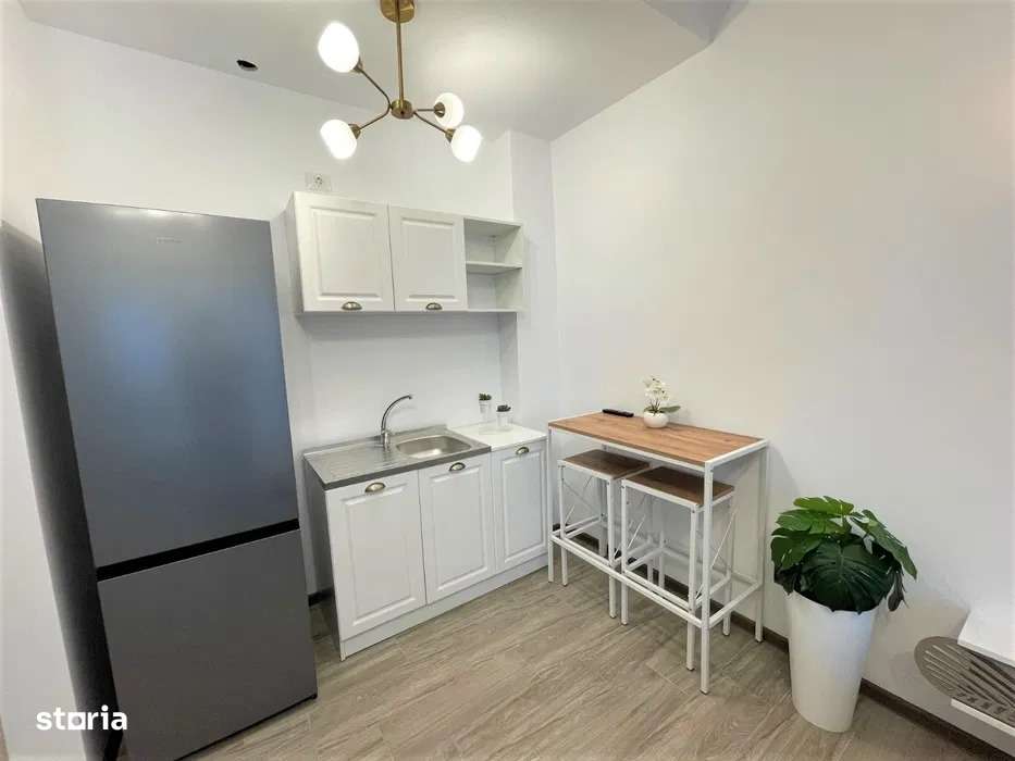 Studio  cu Vedere la Mare și Lac Mamaia Nord, Casa del Mar  87.000 € - Imagine principală: 3/9