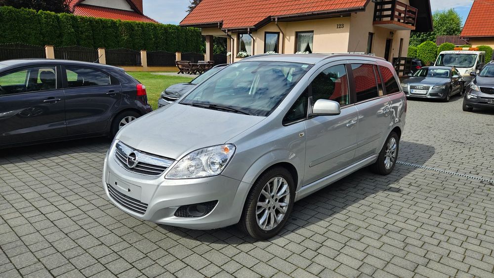 Opel Zafira C (2011-2019) 1.6 Edition 2009