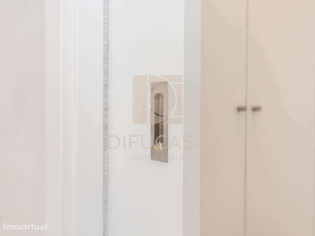 R235 - Moradia T4 Pronta Habitar Centro de Fernão Ferro-19