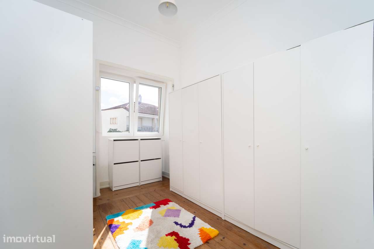 Apartamento T5 para venda na Rua Trindade Coelho Coimbra-16