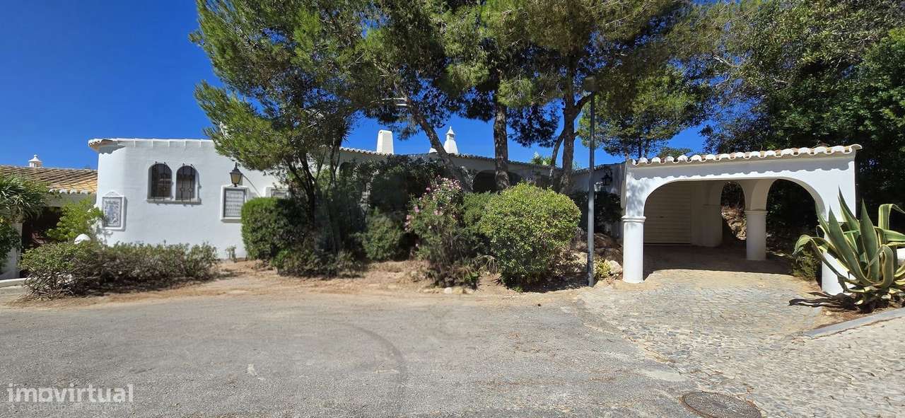 Algarve, Carvoeiro, Moradia T3+1 com vista mar, piscina e garagem à ve-56