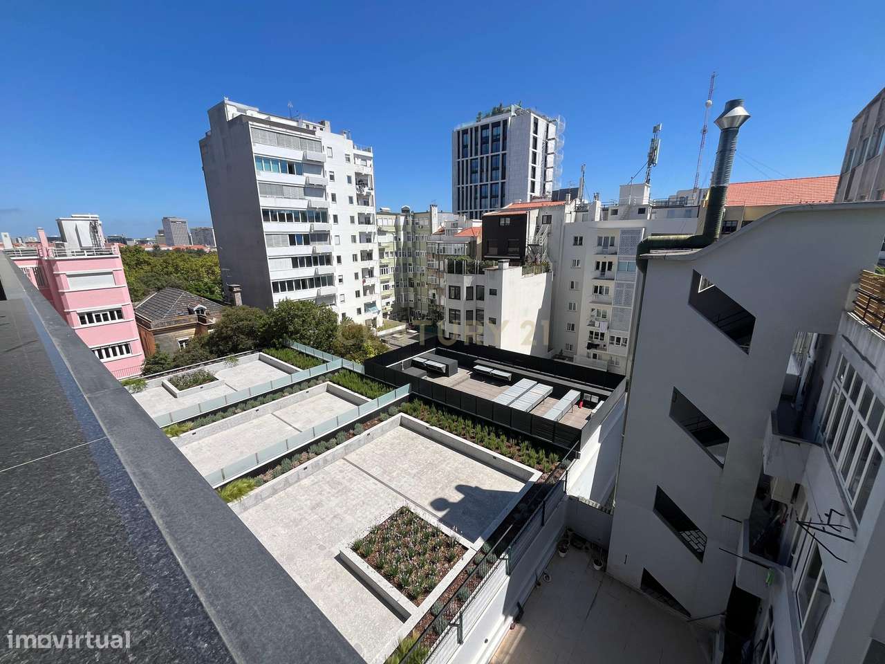 Apartamento novo com 2 quartos, com varandas, garagem e arrecadação - Grande imagem: 5/20