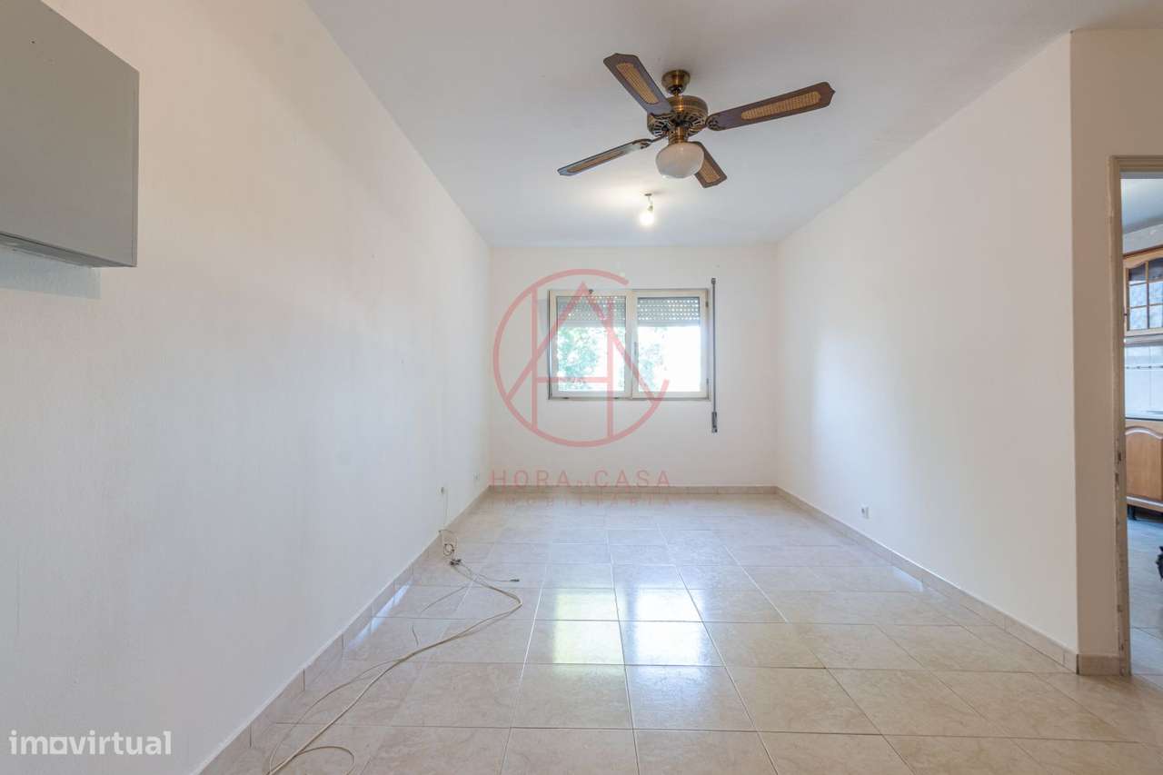 APARTAMENTO T3 1º andar c/ elevador - Sto Antonio da Charneca-5