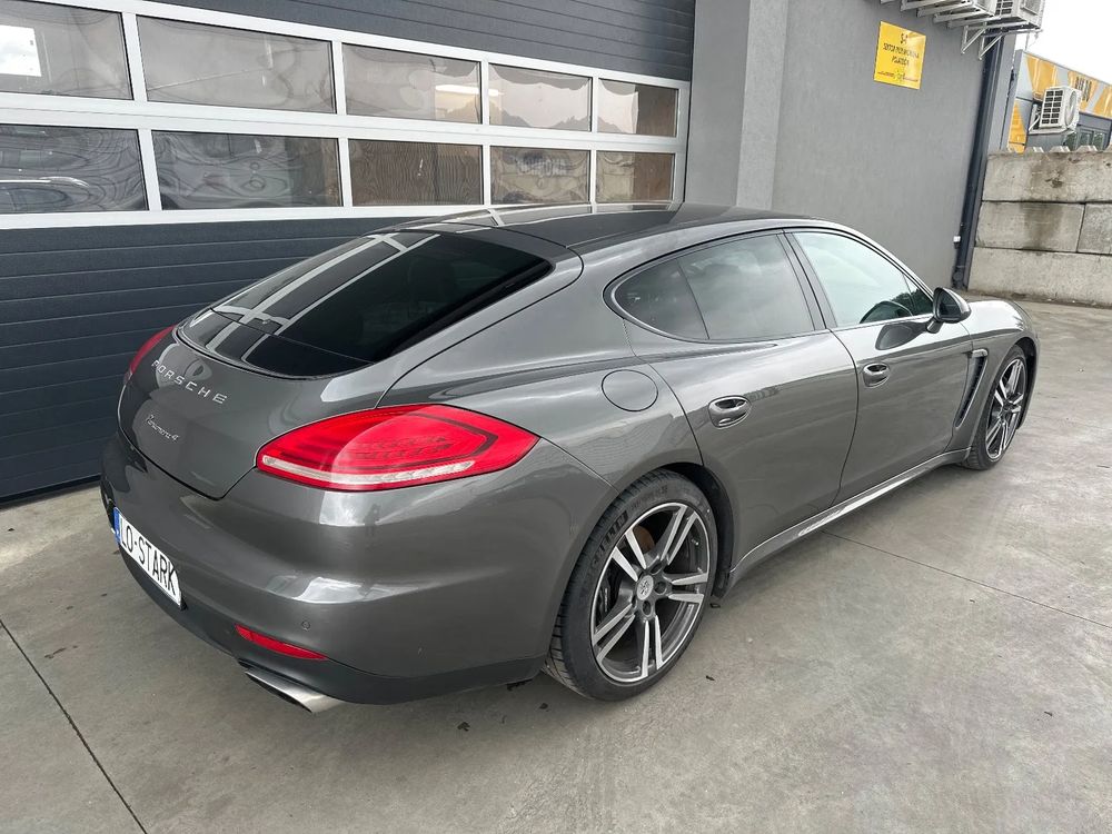 Porsche Panamera 2013