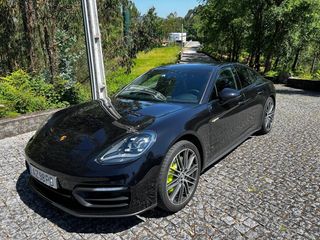 Porsche Panamera 4 E-Hybrid