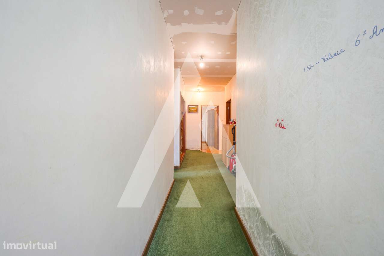 Moradia T3+1 térrea em Vilar a 3 minutos do C. C. Glicínias - Grande imagem: 5/52