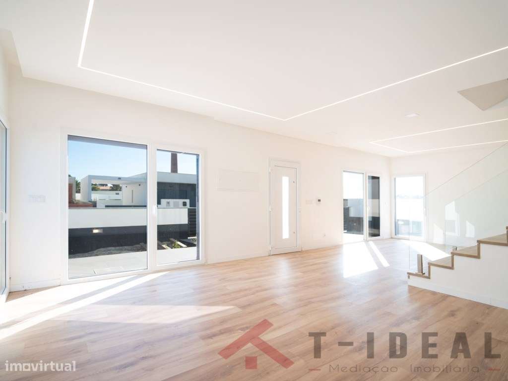 Moradia T4 nova próxima da Lourinhã e das praias - Grande imagem: 2/59