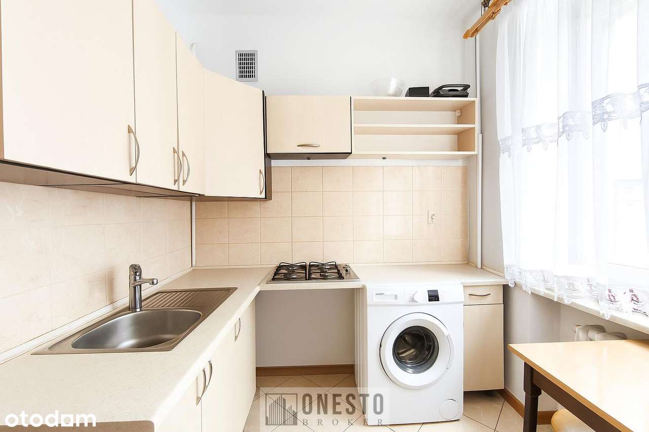 Na sprzedaż kawalerka 32,5m2 przy al. Racławickich Lublin-2