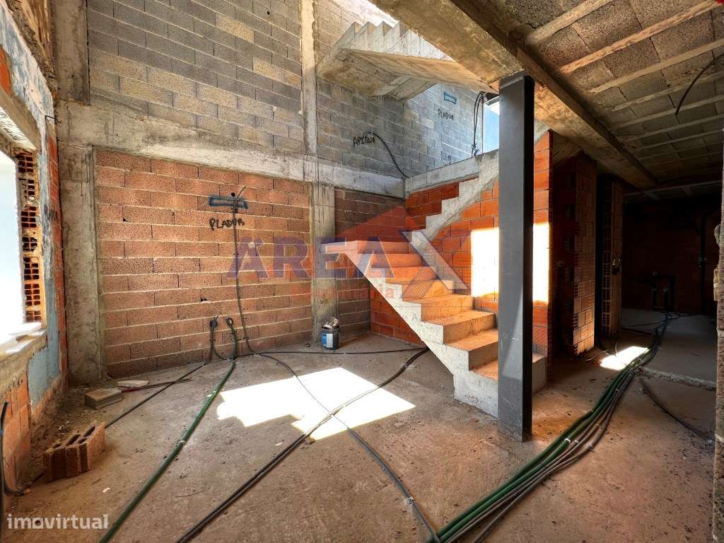 Casa 3 - fração C - Moradia, T2+1, composta por 3 pisos. Centro da ... - Grande imagem: 4/12