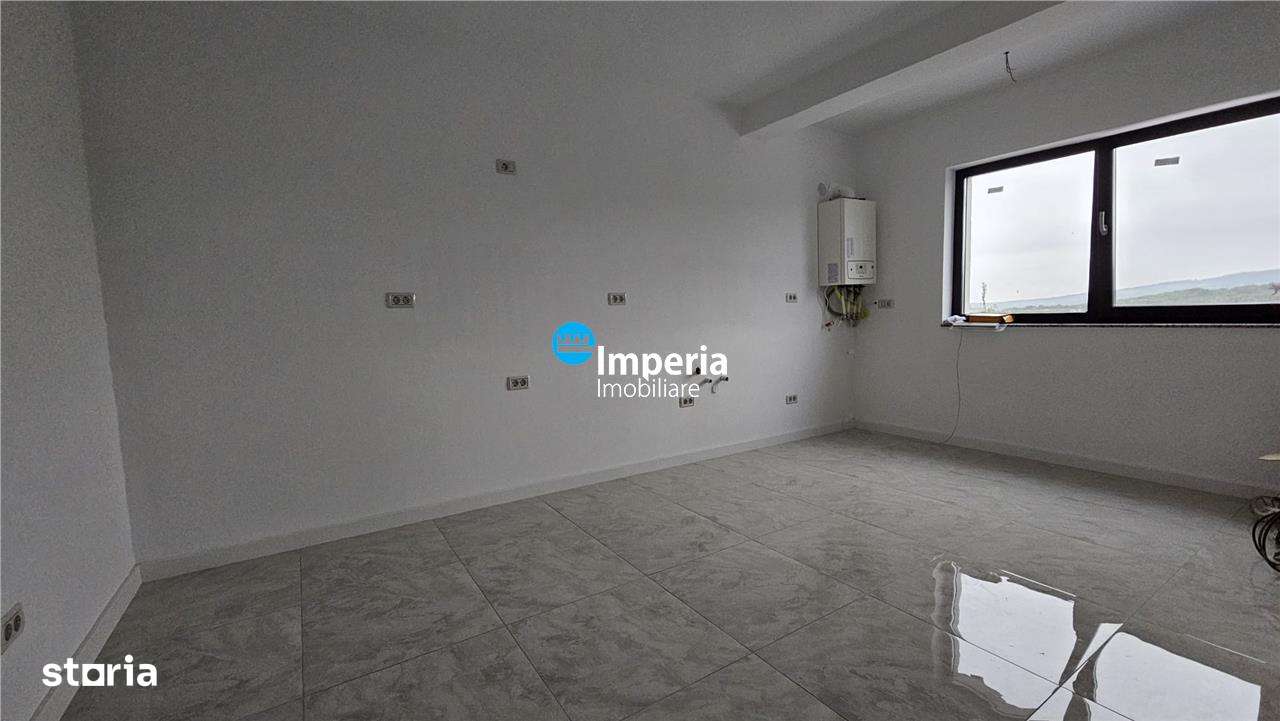 Priveliste superba si finisaje de top – Casa noua in Barnova - Imagine principală: 4/10