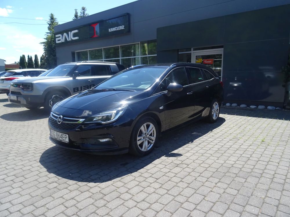 Opel Astra K 1.4 Turbo Business 2018