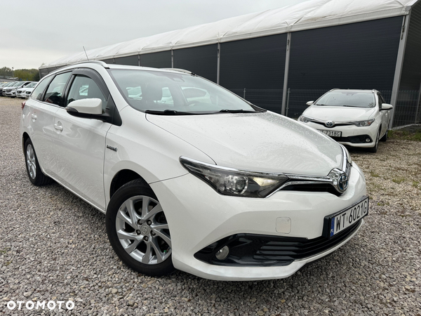 Toyota Auris 1.8 VVT-i Hybrid Automatik Comfort - 1