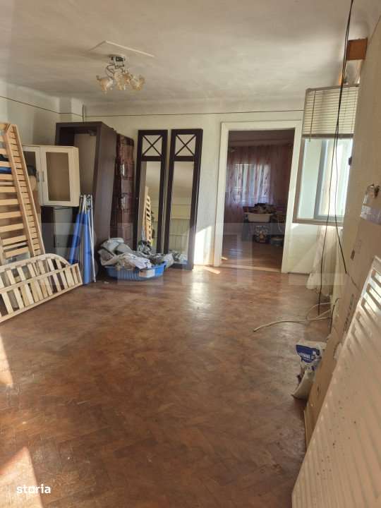 Casa cu 3 camere, zona 7 Noiembrie - Imagine principală: 5/14