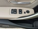 BMW Seria 3 320i Touring Luxury Line - 18