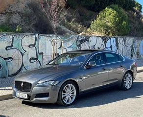 Jaguar XF 2.0 D Portfolio Aut.