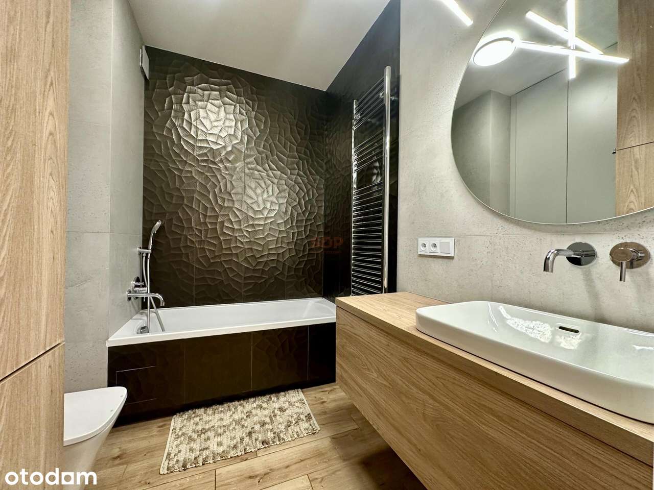 3-pokojowe mieszkanie z balkonem w spokojnej części Włoch-3