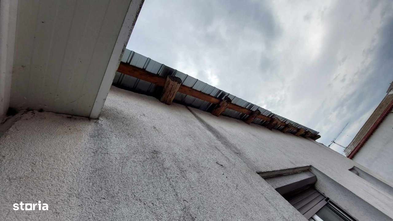 Apartament 3 camere, semidecomandat, zona Miron Costin-6