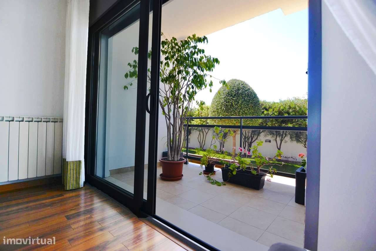 Moradia em condomínio com piscina - Alcochete-7