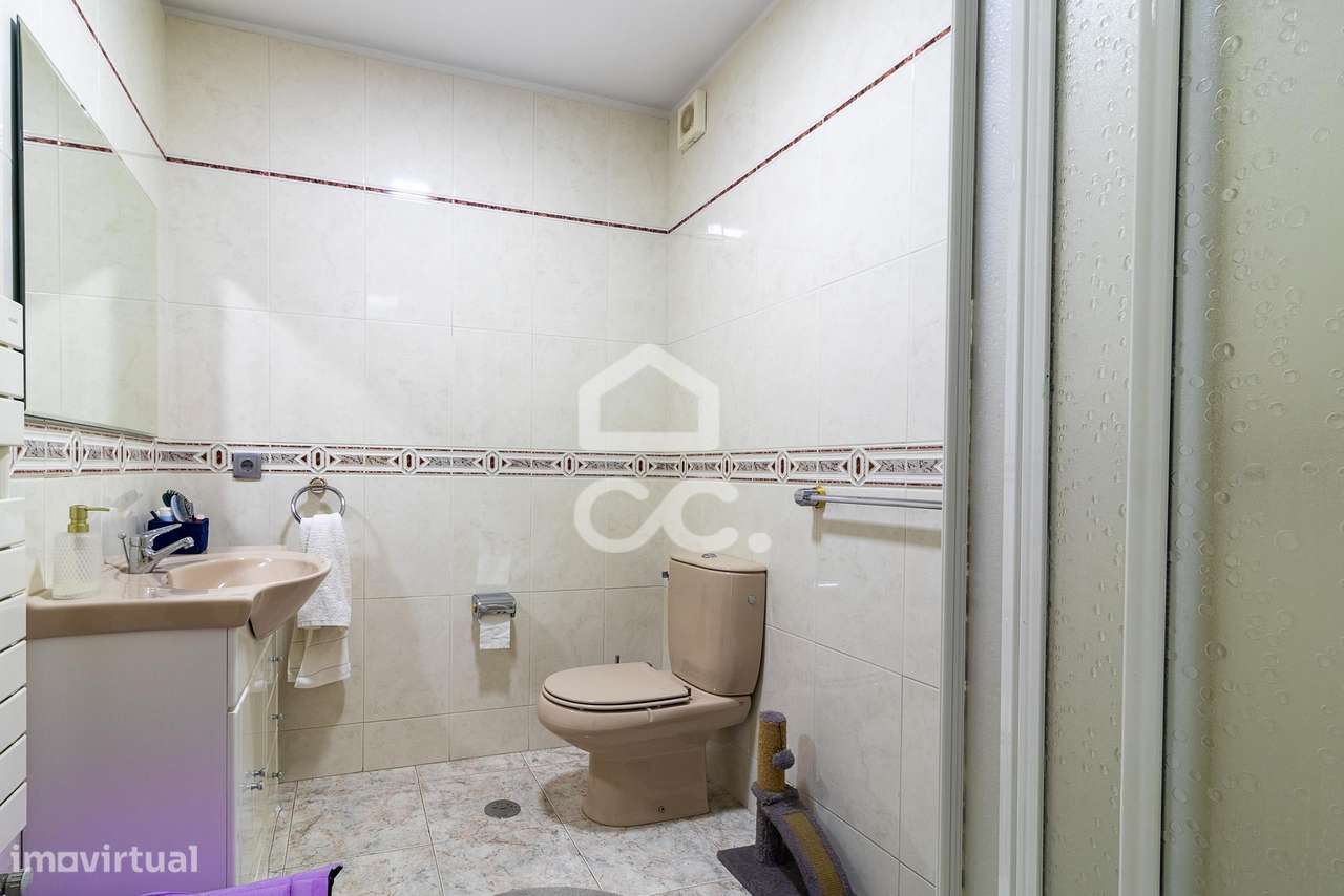 Moradia na Avenida da Boavista T5 - Porto-29