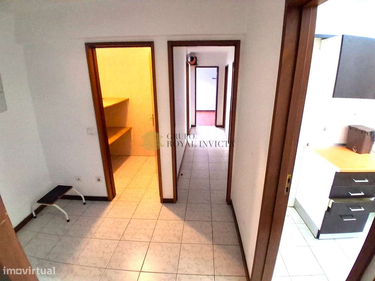 T3 em Remodelação com lugar de garagem  -  Baguim do Monte. - Grande imagem: 5/27