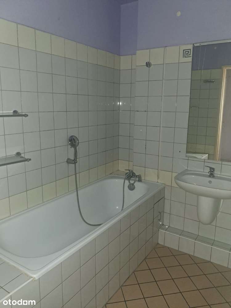Mieszkanie o powierzchni 45.92m2, balkon, wysoki parter, Os. Korczak-9