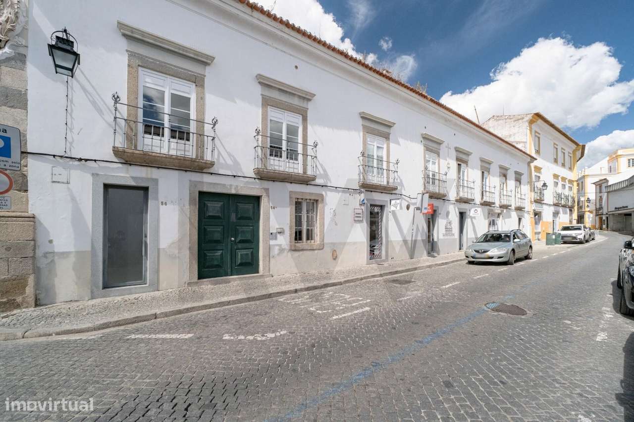 Apartamento T3 com terraço | Paço Lobo dos Gama - Grande imagem: 1/27