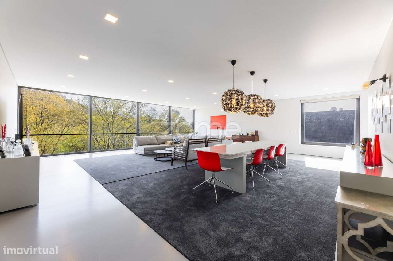 Moradia T3 de Luxo com Piscina Interior e Sauna- Semelhe - Grande imagem: 2/41