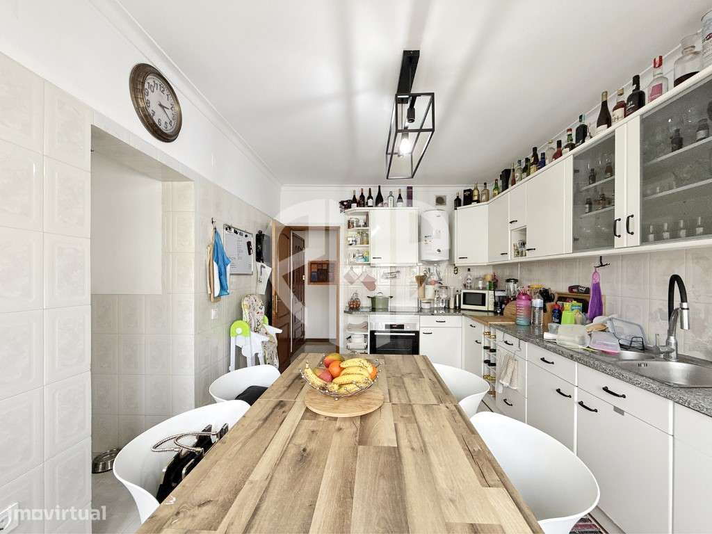 Apartamento T4 // Moita - Grande imagem: 4/37